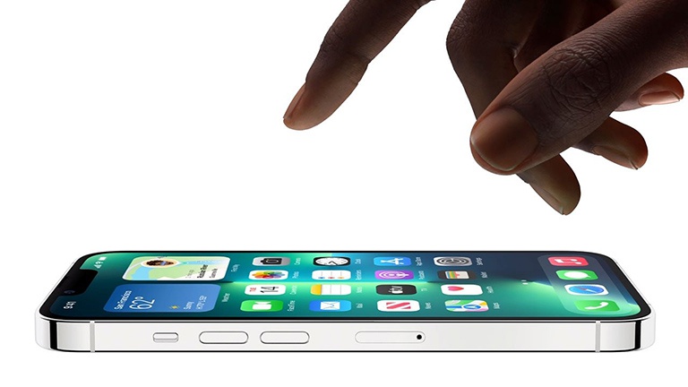 Vừa ra mắt, iPhone 13 Pro đã bị Samsung 'dìm hàng'